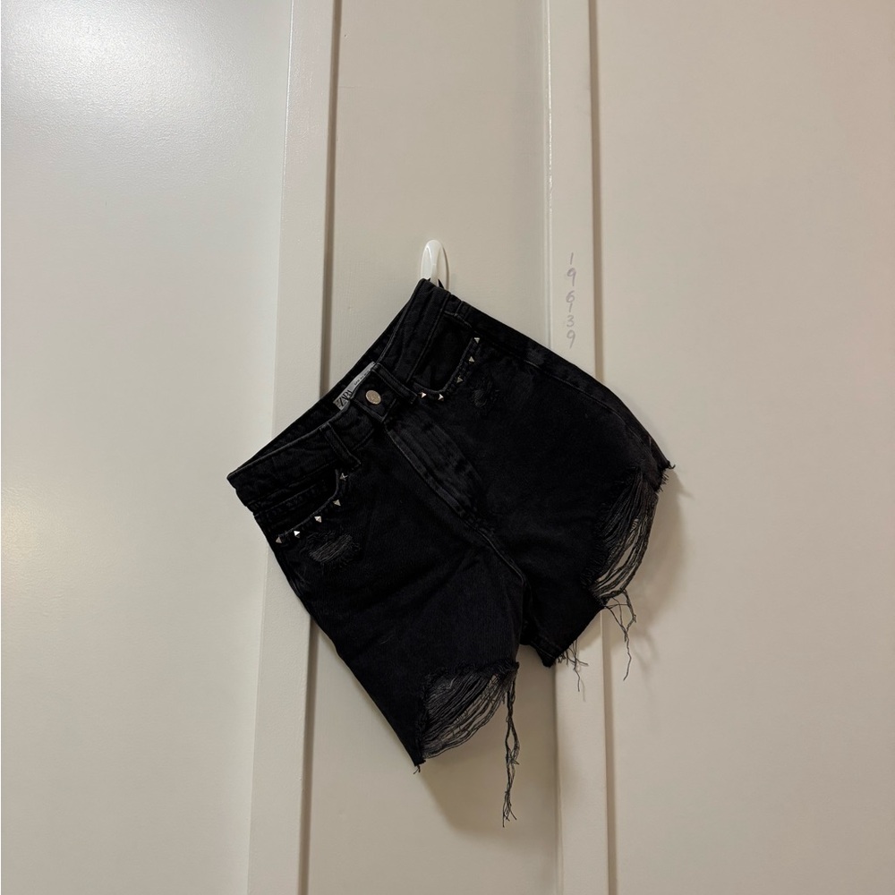 Zara Black Frayed Jean Shorts